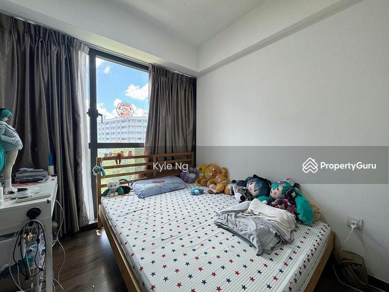 Prop-GPT: Condominium: D22 Boon Lay Lake Grande