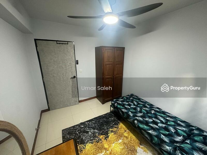 Prop-GPT: HDB Flat: D28 Seletar 467A Fernvale Link