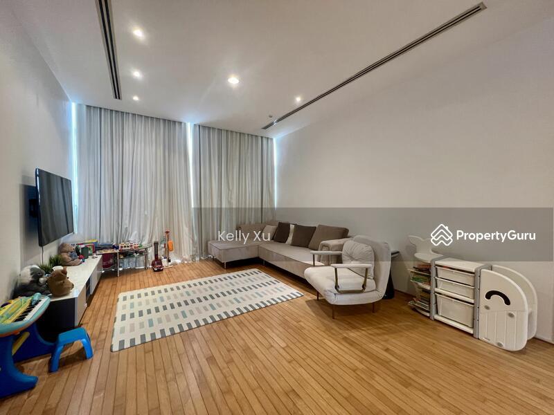 Prop-GPT: Apartment: D09  The Paterson Edge