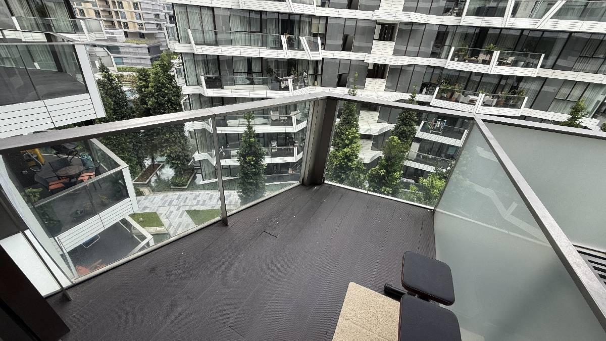 Condominium for Rent: D04, 098018