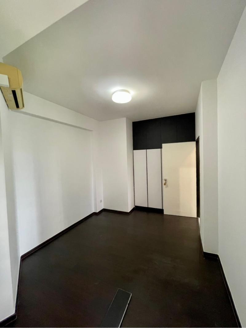 Condominium for Rent: D16, 469977