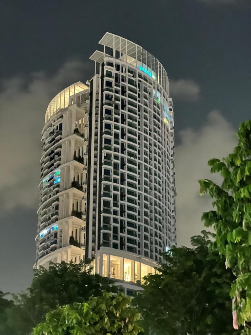 Condominium for Rent, One Pearl Bank Condominium For Rent, $11,000, 4 Bed 4 Bath 1,432 sqft $7.68 psf, SGD 11,000 | 99-year Leasehold