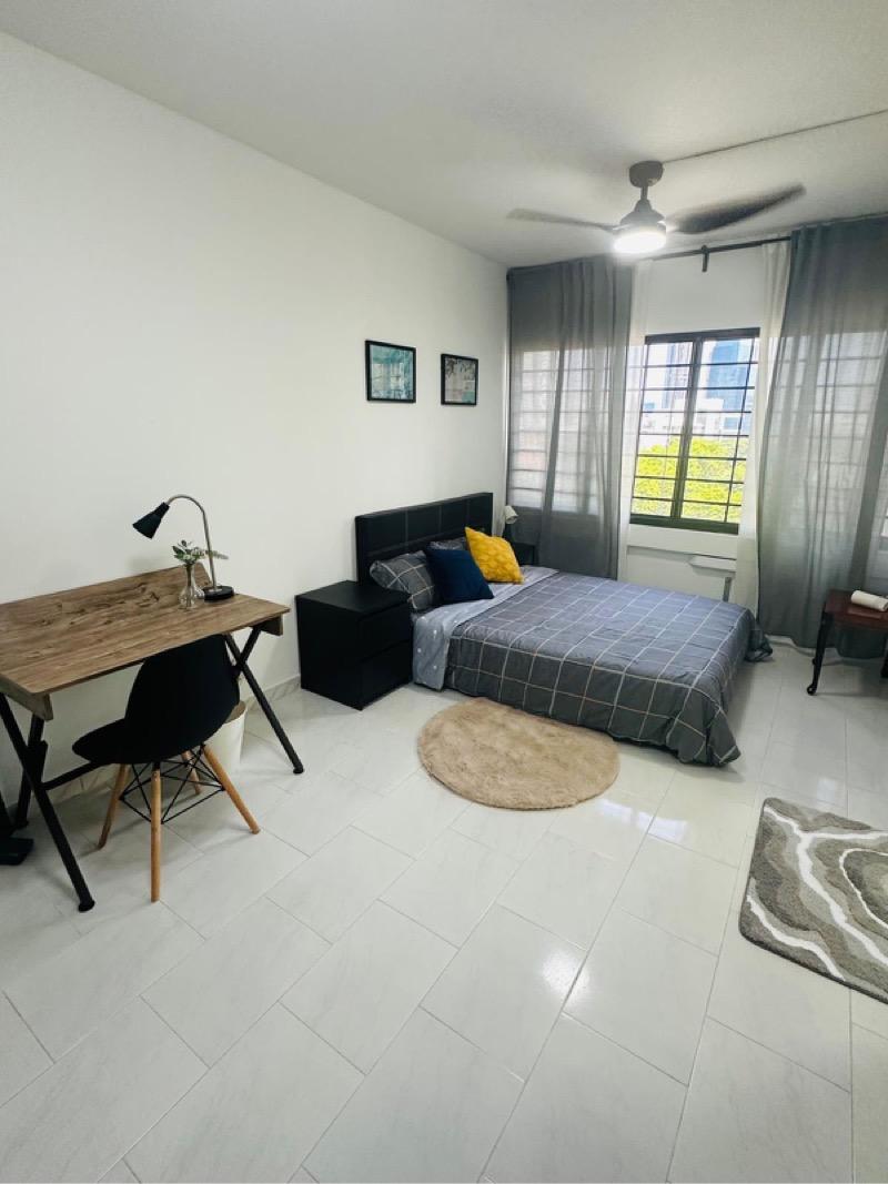 Prop-GPT: Apartment: D01  People's Park Complex