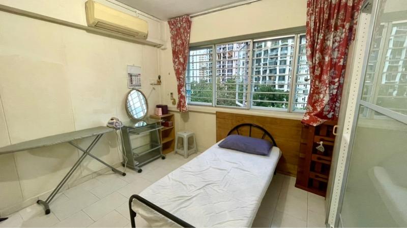 HDB Apartment for Rent, 201 Petir Road HDB Apartment Room Rental, $700, 1 Bed 1 Bath 150 sqft $4.67 psf, SGD 700 | 99-year Leasehold