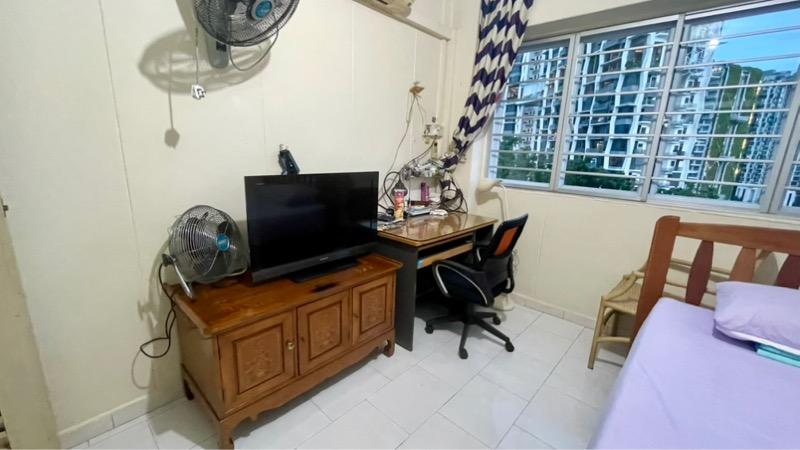 HDB Apartment for Rent, 201 Petir Road HDB Apartment Room Rental, $1,000, 1 Bed 1 Bath 150 sqft $6.67 psf, SGD 1,000 | 99-year Leasehold
