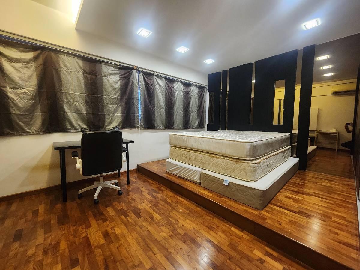 Prop-GPT: HDB Apartment: D20  187 Bishan Street 13