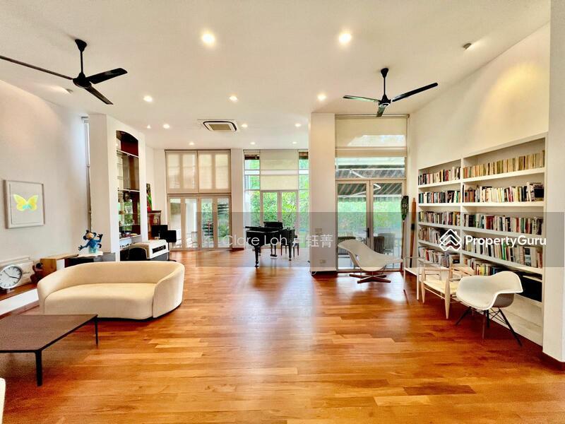 Bungalow - Good Class for Rent, +65*94686782 Stunning landed with beautiful lawn for rent, SGD 35,000 | Freehold