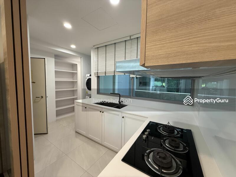 Condominium for Rent: D05, 127724
