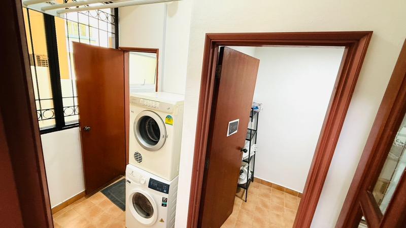 Condominium for Rent, Emerald Garden Condominium Room Rental, $1,600, 1 Bed 1 Bath 150 sqft $10.67 psf, SGD 1,600