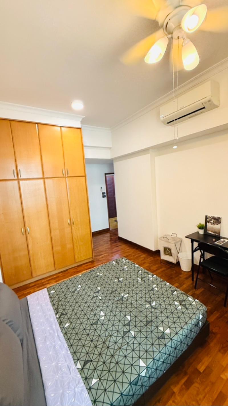 Condominium for Rent, Emerald Garden Condominium Room Rental, $1,600, 1 Bed 1 Bath 150 sqft $10.67 psf, SGD 1,600