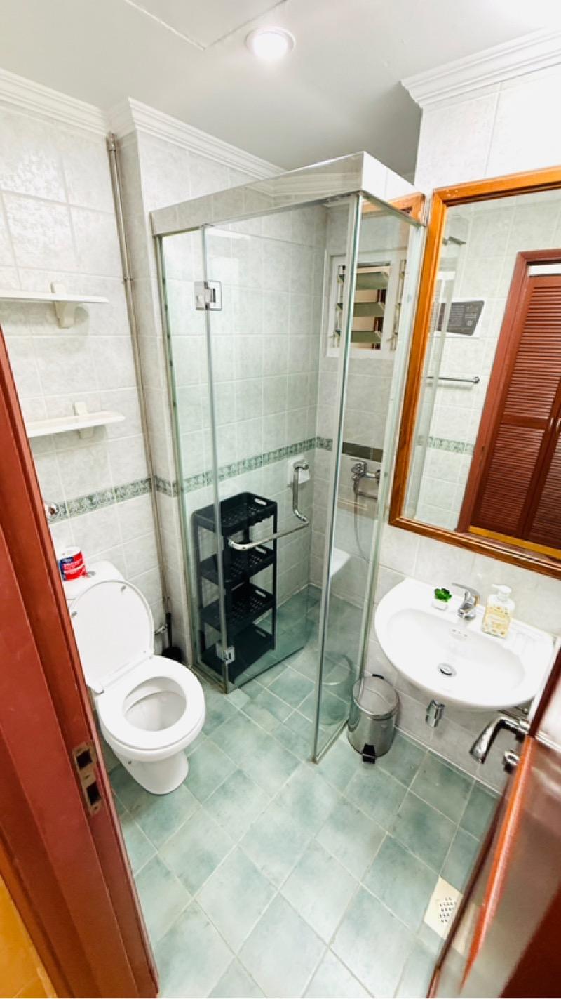 Condominium for Rent, Emerald Garden Condominium Room Rental, $1,600, 1 Bed 1 Bath 150 sqft $10.67 psf, SGD 1,600