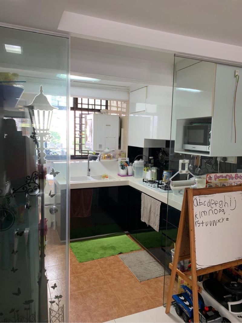 HDB Apartment for Rent, 125 Lorong 1 Toa Payoh HDB Apartment For Rent, $3,200, 2 Bed 1 Bath 785 sqft $4.08 psf, SGD 3,200 | 99-year Leasehold