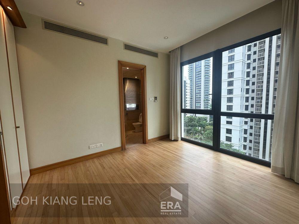 Condominium for Rent: 