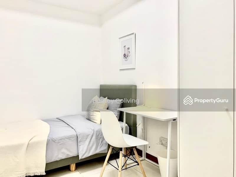 Prop-GPT: Apartment: D01 Marina The Sail @ Marina Bay