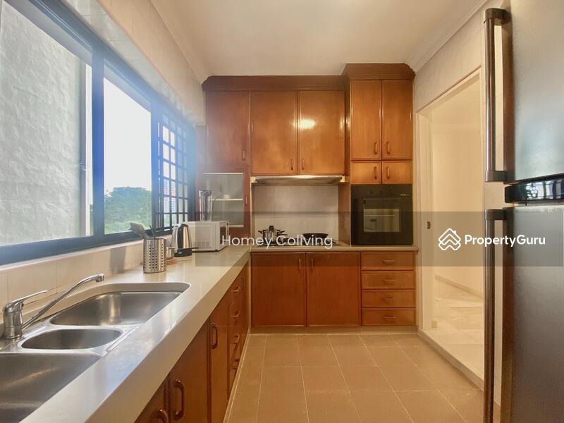 Condominium for Rent, Pine Grove, SGD 1,300 | 99-year lease