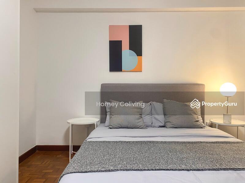 Condominium for Rent, Pine Grove, SGD 1,300 | 99-year lease