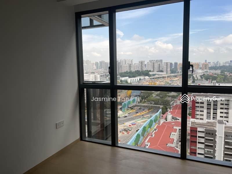 Prop-GPT: Condominium: D20  JadeScape
