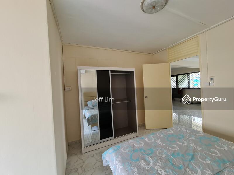 HDB Flat for Rent, 712 Jurong West Street 71, SGD 1,500 | 99-year lease