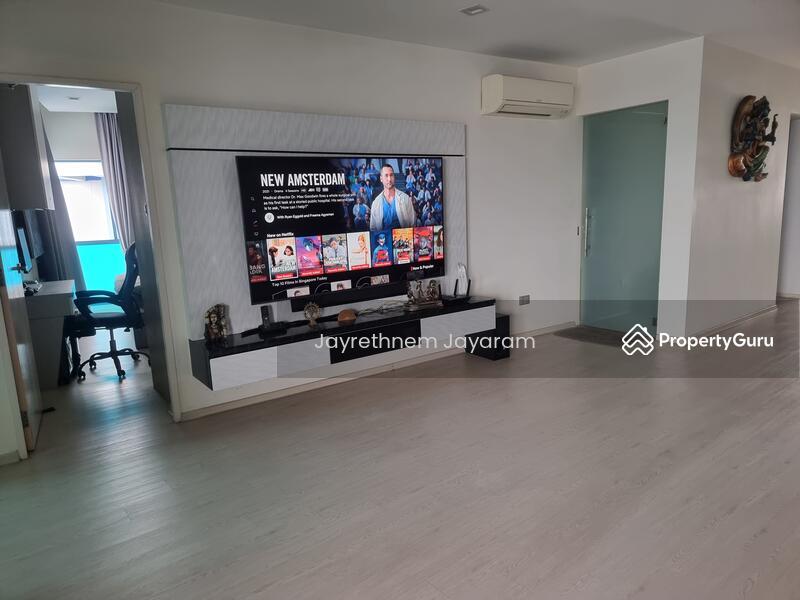 HDB Flat for Rent, 469A Admiralty Drive, SGD 1,200 | 99-year lease