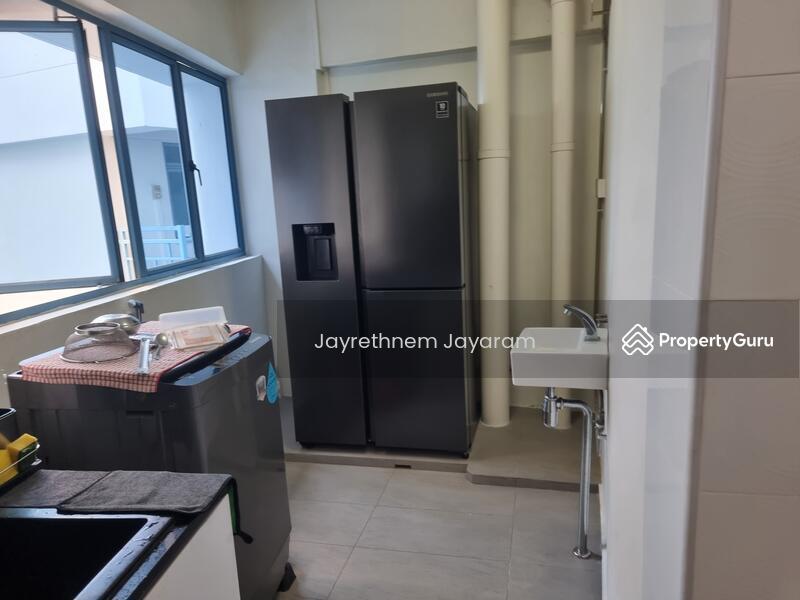 HDB Flat for Rent, 469A Admiralty Drive, SGD 1,200 | 99-year lease