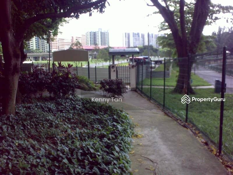 Condominium for Rent, Lakepoint Condo, SGD 3,500 | 99-year lease