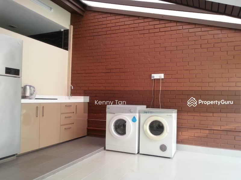 Condominium for Rent, Lakepoint Condo, SGD 3,500 | 99-year lease