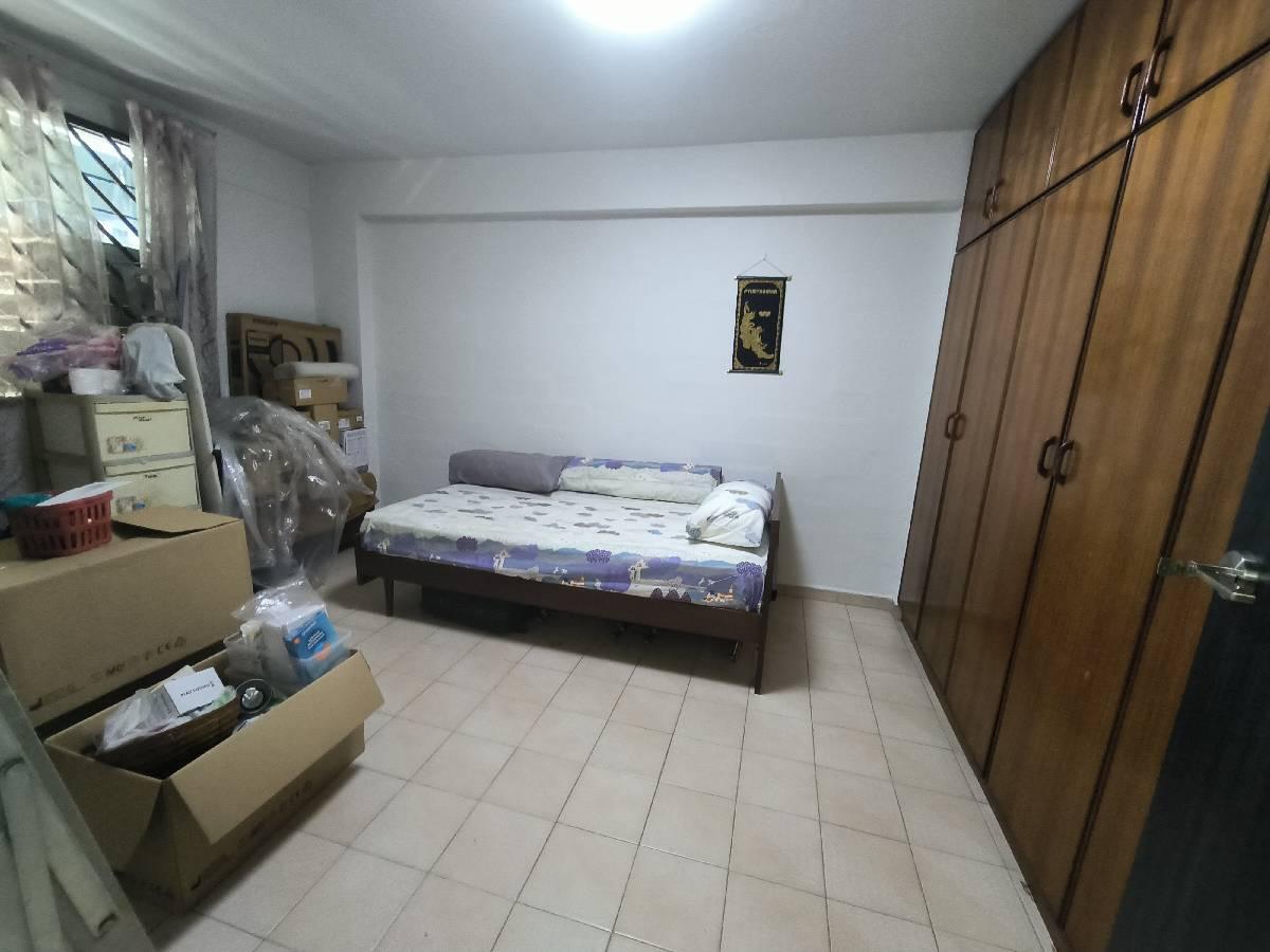 HDB Apartment for Rent, 82 Commonwealth Close HDB Apartment For Rent, $3,000, 2 Bed 2 Bath 646 sqft $4.64 psf, SGD 3,000 | 99-year Leasehold