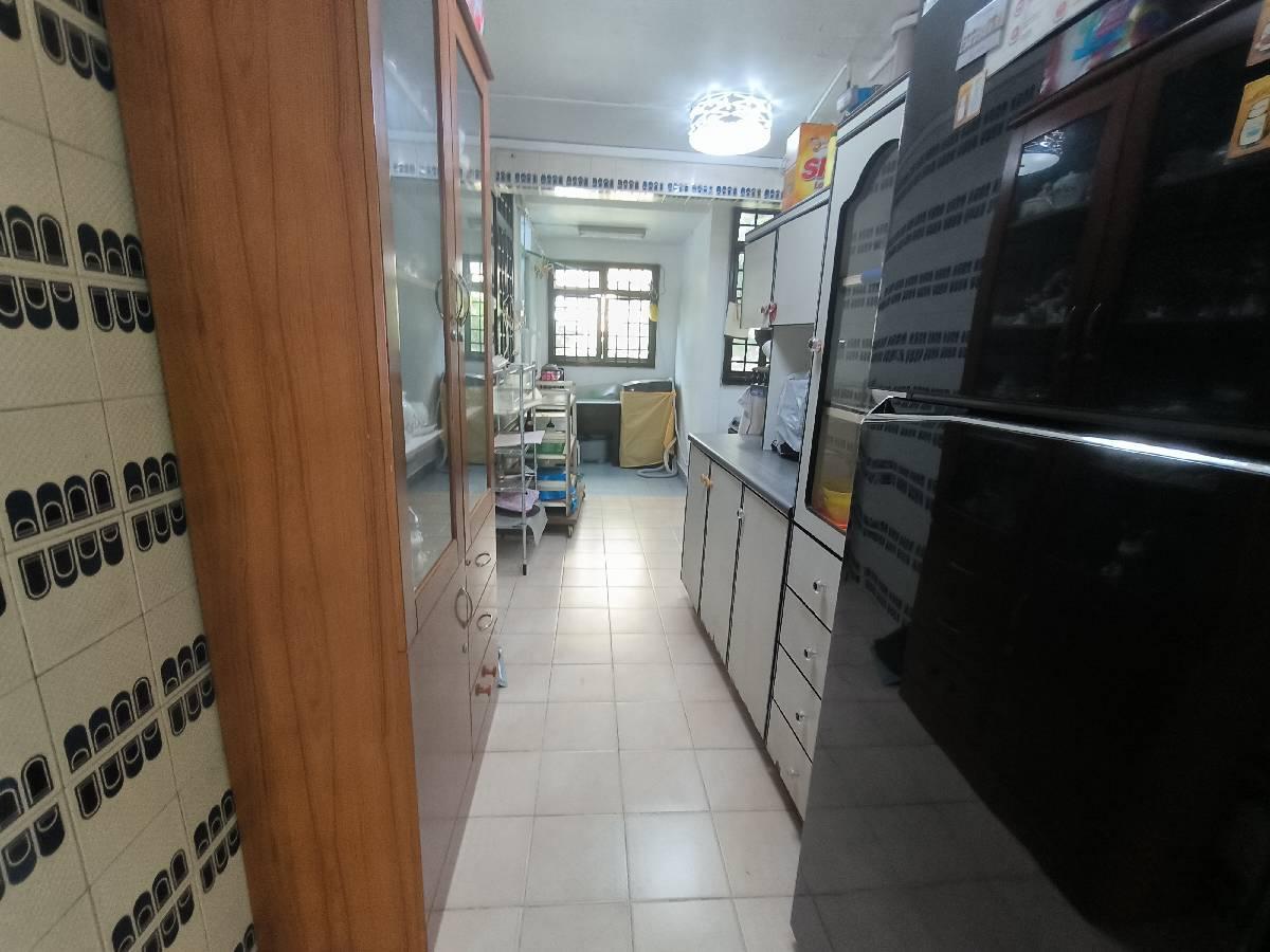HDB Apartment for Rent, 82 Commonwealth Close HDB Apartment For Rent, $3,000, 2 Bed 2 Bath 646 sqft $4.64 psf, SGD 3,000 | 99-year Leasehold