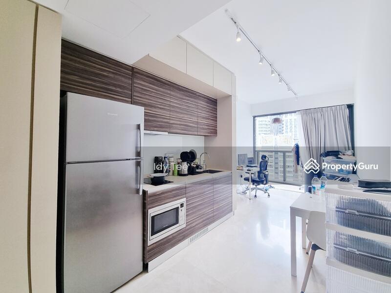 Prop-GPT: Condominium: D03  Commonwealth Towers