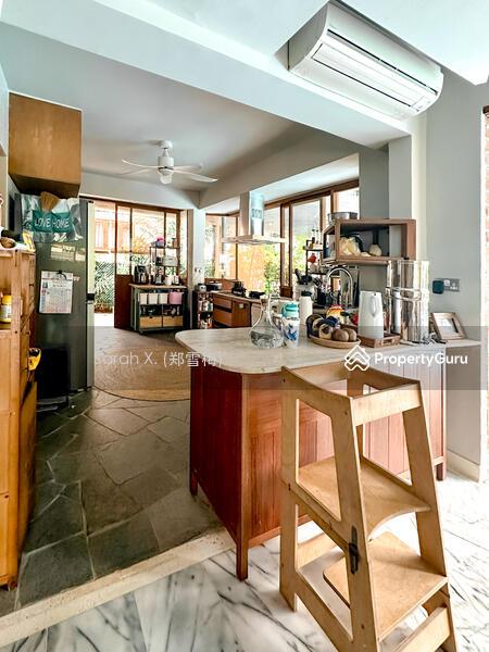 Semi-Detached for Rent: D10, 287863