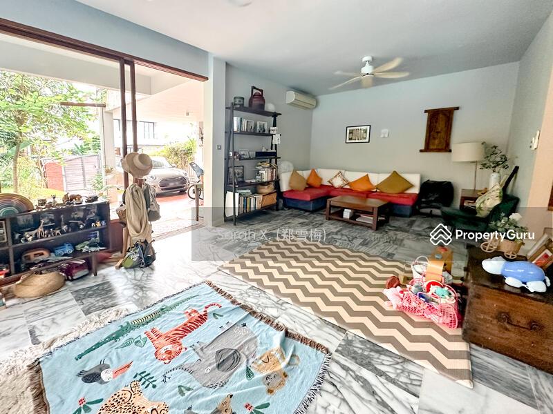Semi-Detached for Rent: D10, 287863