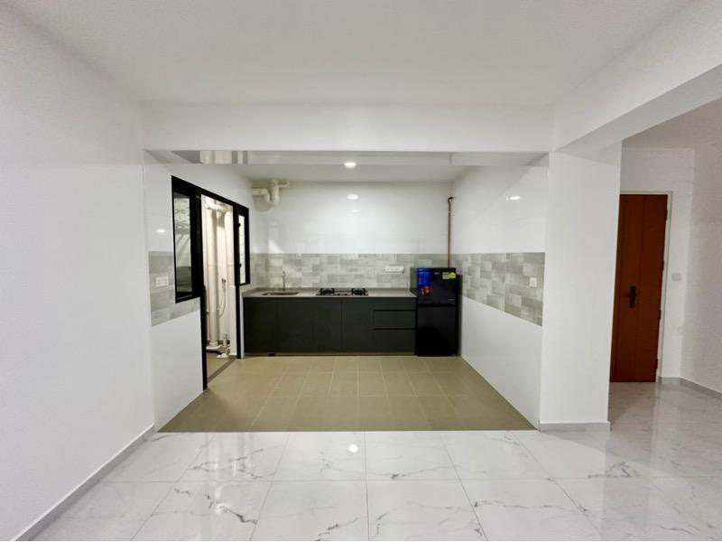 HDB Apartment for Rent, 107A BIDADARI PARK DRIVE HDB Apartment Room Rental, $1,500, 1 Bed 1 Bath 107 sqft $14.02 psf, SGD 1,500 | 99-year Leasehold