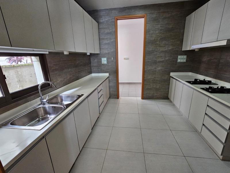 Detached for Rent, PARADISE ISLAND Detached House For Rent, $50,000, 7 Bed 5 Bath 11,371 sqft $5.10 psf, SGD 50,000 | 999-year Leasehold