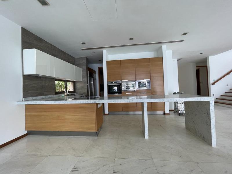 Detached for Rent, PARADISE ISLAND Detached House For Rent, $50,000, 7 Bed 5 Bath 11,371 sqft $5.10 psf, SGD 50,000 | 999-year Leasehold