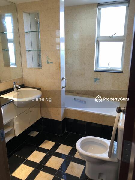 Condominium for Rent: D19, 534199