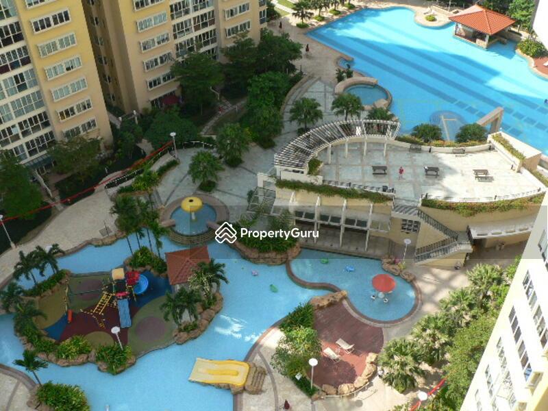 Condominium for Rent: D19, 534199