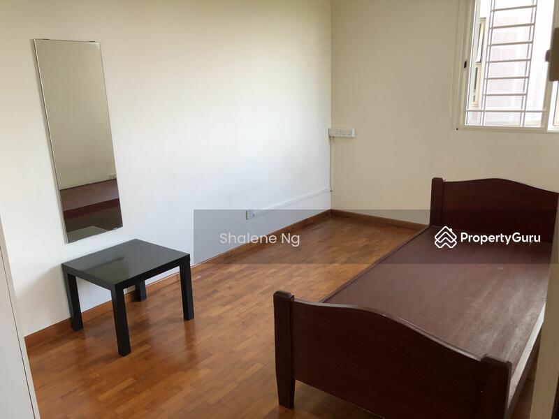 Condominium for Rent: D19, 534199