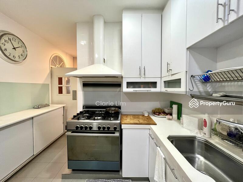 Condominium for Rent: D11, 288352