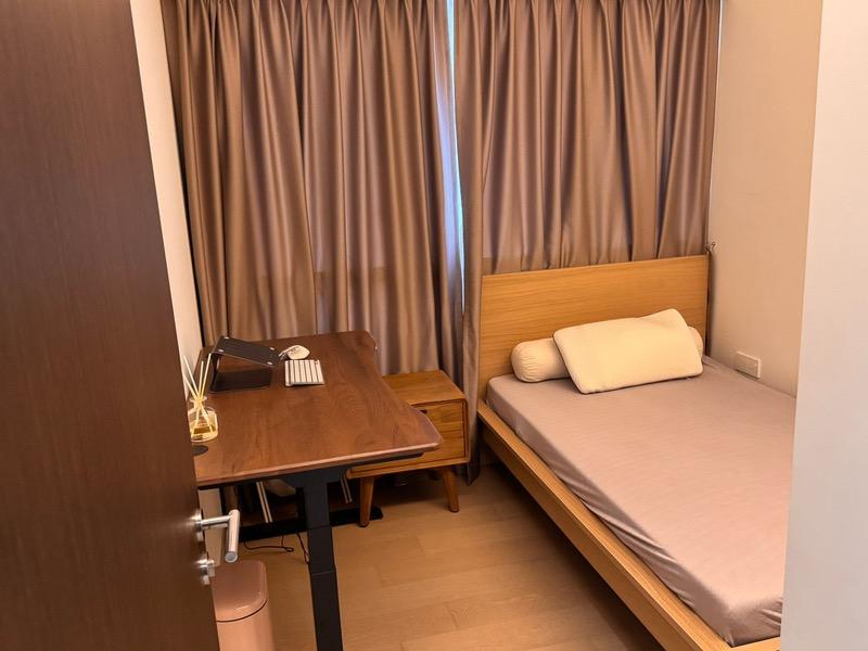 Condominium for Rent: D20, 570314