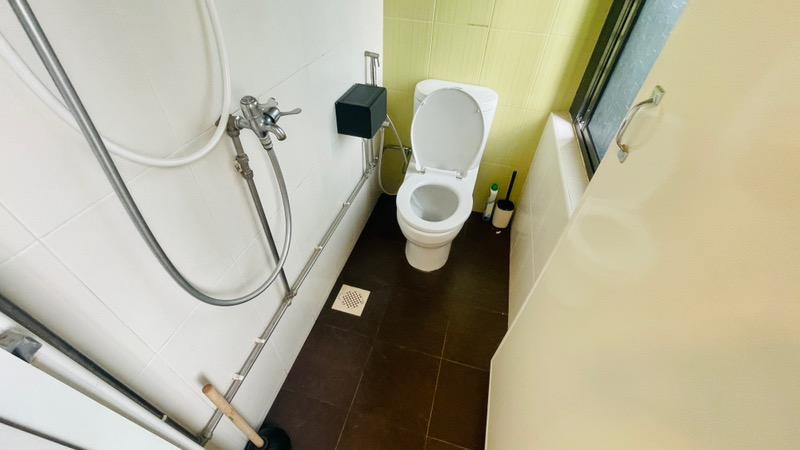 Apartment for Rent, People's Park Complex Apartment Room Rental, $2,400, 1 Bed 1 Bath 300 sqft $8.00 psf, SGD 2,400