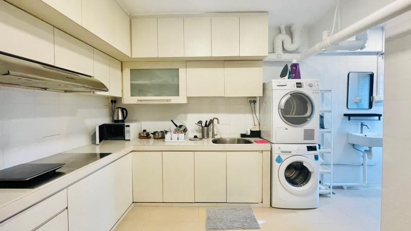 Apartment for Rent, People's Park Complex Apartment Room Rental, $2,400, 1 Bed 1 Bath 300 sqft $8.00 psf, SGD 2,400