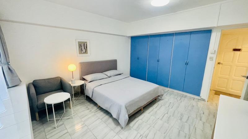 Apartment for Rent, People's Park Complex Apartment Room Rental, $2,400, 1 Bed 1 Bath 300 sqft $8.00 psf, SGD 2,400