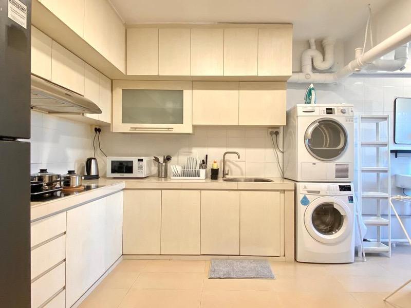Apartment for Rent, People's Park Complex Apartment Room Rental, $2,400, 1 Bed 1 Bath 300 sqft $8.00 psf, SGD 2,400