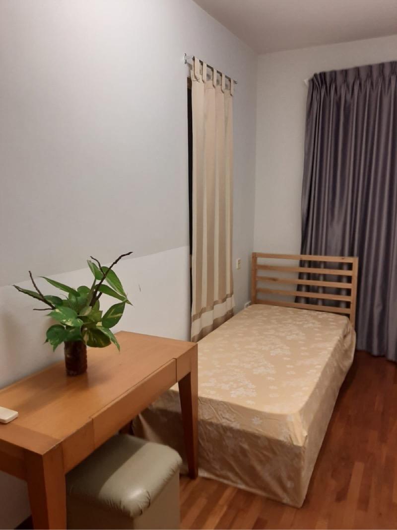 Prop-GPT: Apartment: D07  Burlington Square