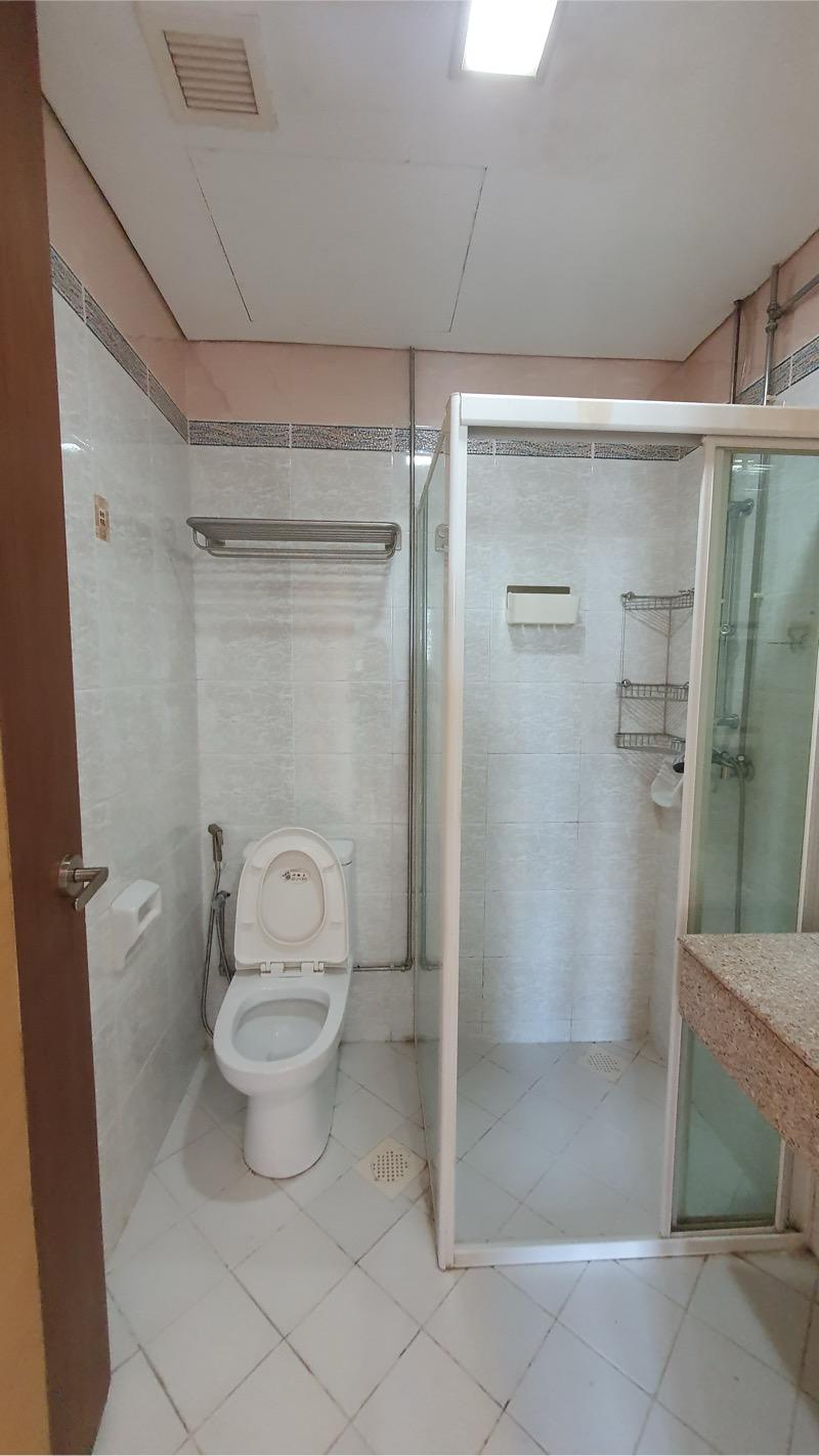 Apartment for Rent, Oleander Towers Apartment Room Rental, $1,400, 1 Bed 2 Bath 90 sqft $15.56 psf, SGD 1,400 | 99-year Leasehold