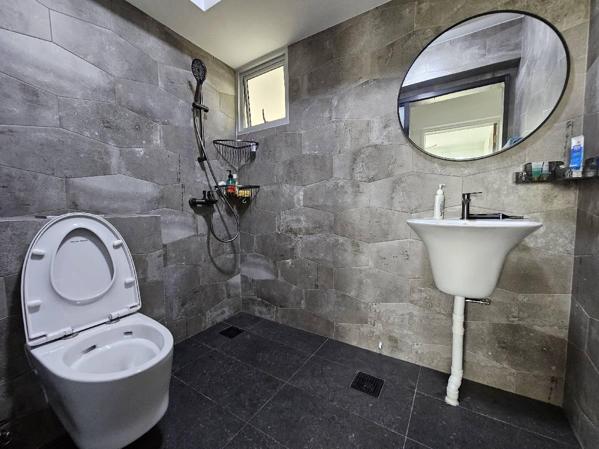 HDB Apartment for Rent: D25, 732183