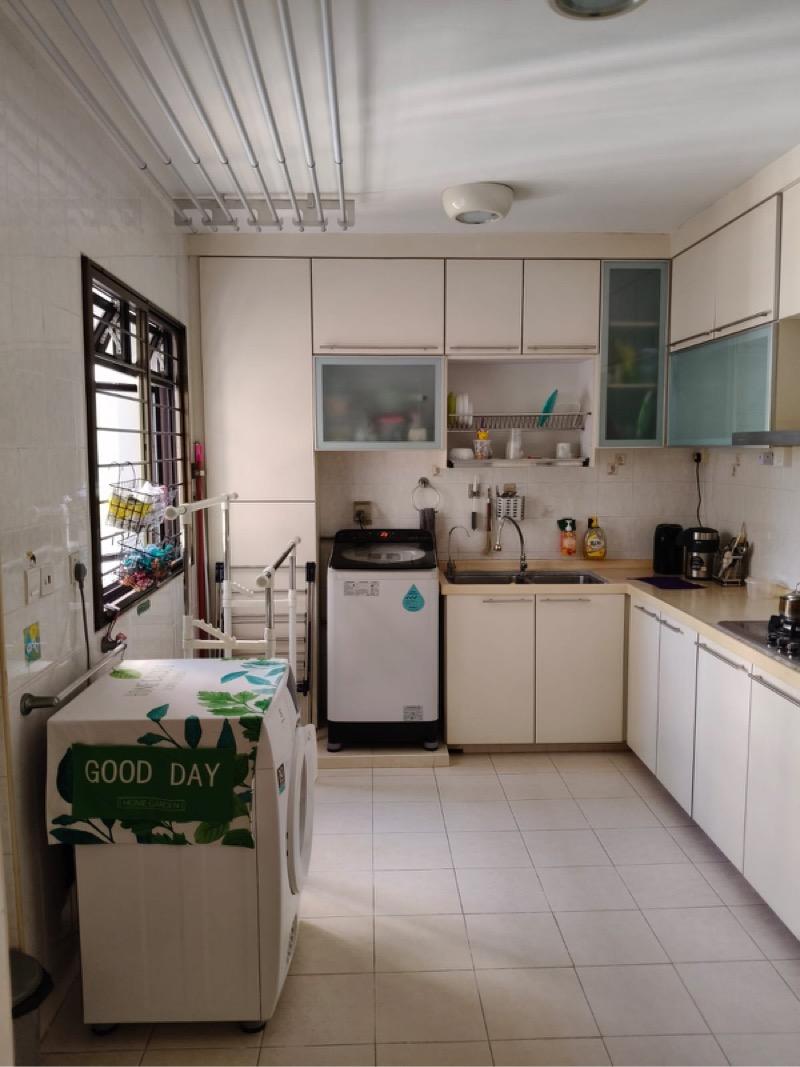 HDB Apartment for Rent, 637 Jurong West Street 61 HDB Apartment Room Rental, $500, 1 Bed 1 Bath 1,614 sqft $0.31 psf, SGD 500 | 99-year Leasehold