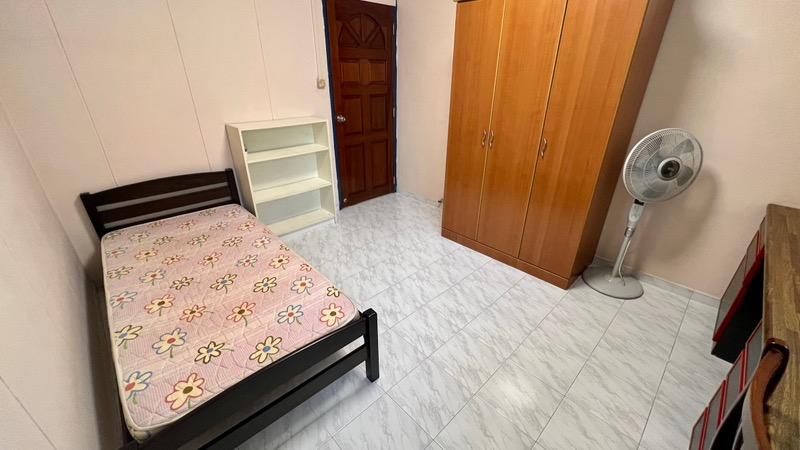 HDB Apartment for Rent, 717 Jurong West Street 71 HDB Apartment Room Rental, $1,100, 1 Bed 1 Bath 10 sqft $110.00 psf, SGD 1,100 | 99-year Leasehold