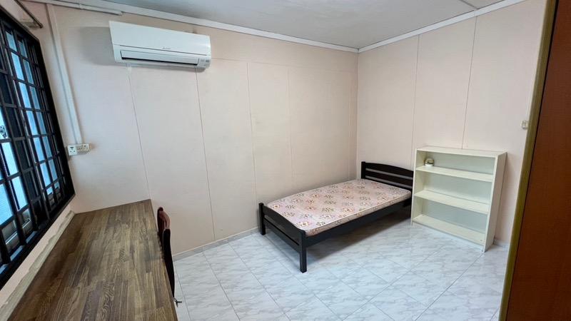 HDB Apartment for Rent, 717 Jurong West Street 71 HDB Apartment Room Rental, $1,100, 1 Bed 1 Bath 10 sqft $110.00 psf, SGD 1,100 | 99-year Leasehold
