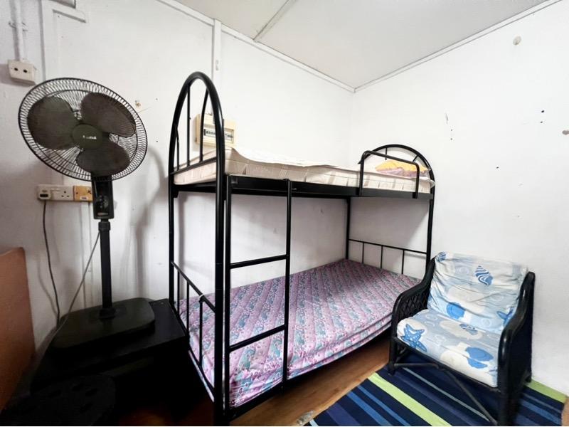 HDB Apartment for Rent, 69 Lorong 4 Toa Payoh HDB Apartment Room Rental, $450, 1 Bed 1 Bath 150 sqft $3.00 psf, SGD 450 | 99-year Leasehold